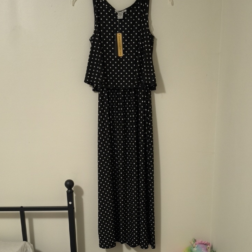 Chic Black and White Polka Dot Maxi Dress
